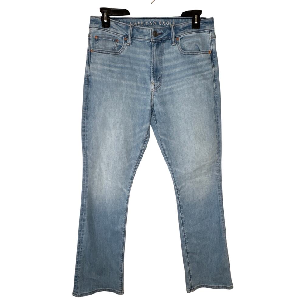 American Eagle Men's Jeans Slim Bootcut Light Wash Size 33X30 Airfex+